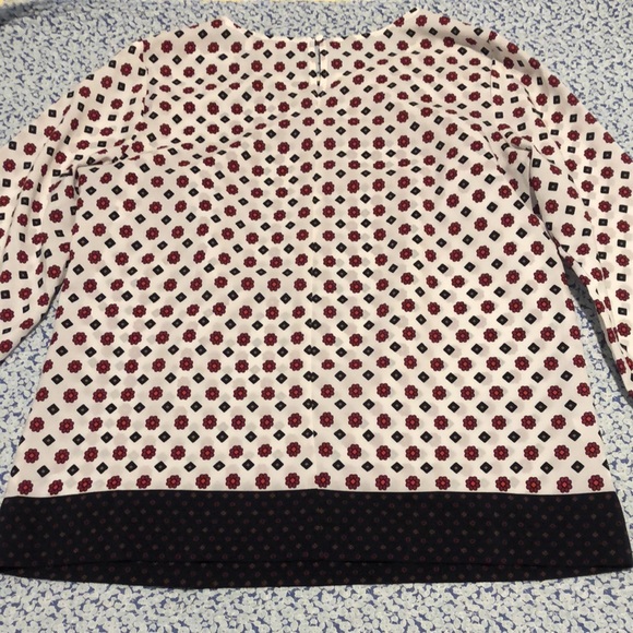 Loft Floral Blouse Size: SP - Picture 4 of 4